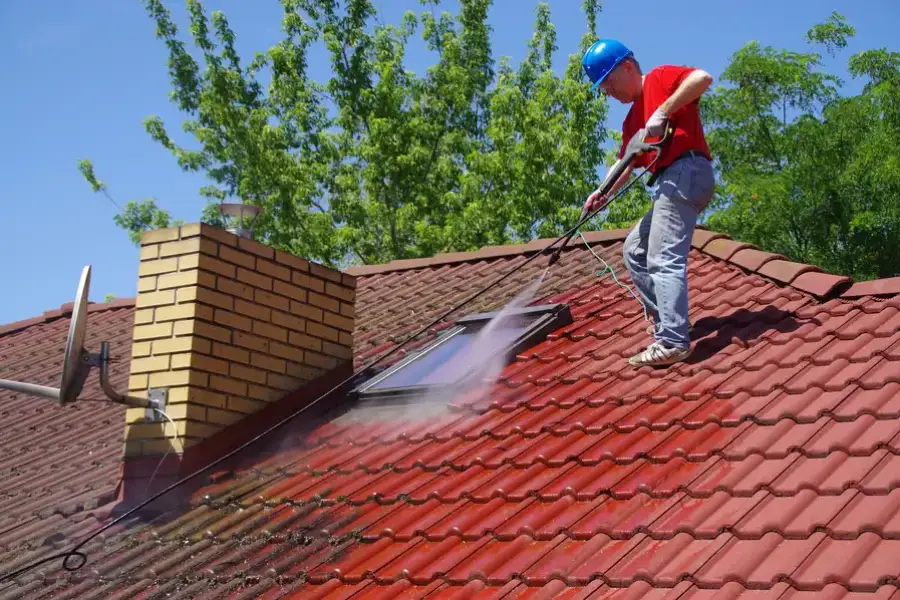 Excellent Roof Cleaning in Hubbard, OR Excellent Roof Cleaning in Hubbard, OR